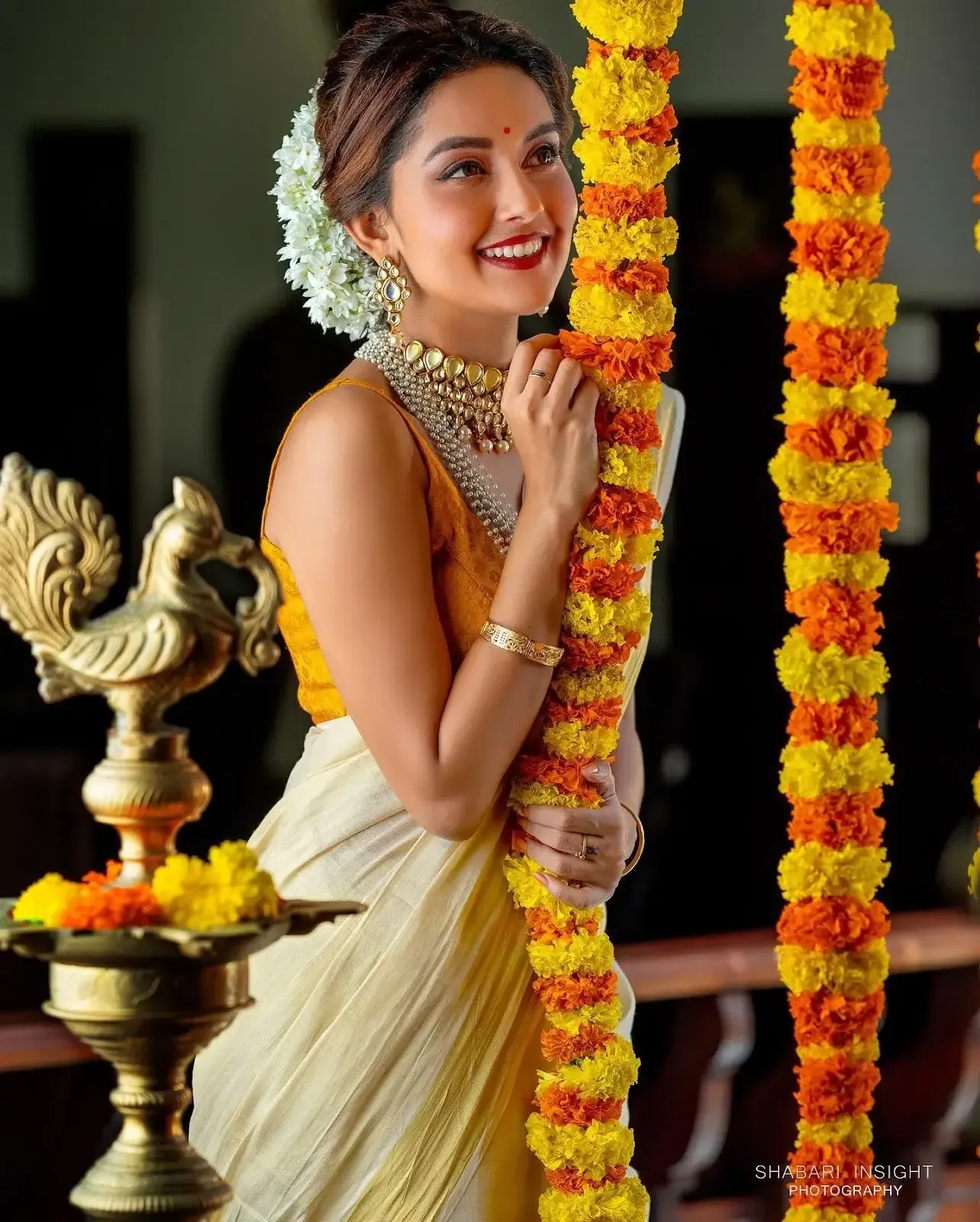 Indian Actress Mahima Nambiar Images in Yellow Saree